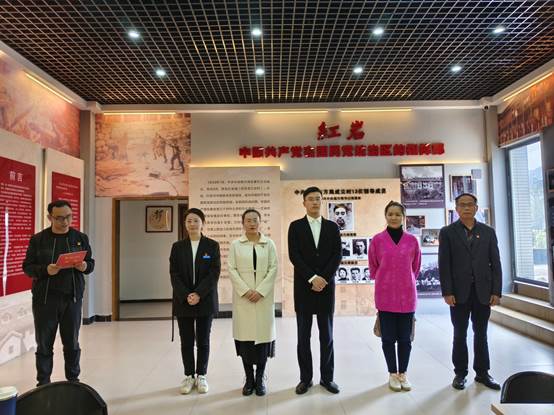 说明: E:\5.日常党建\大学生党员“红岩精神”宣讲队\QQ图片20230315154718.jpg